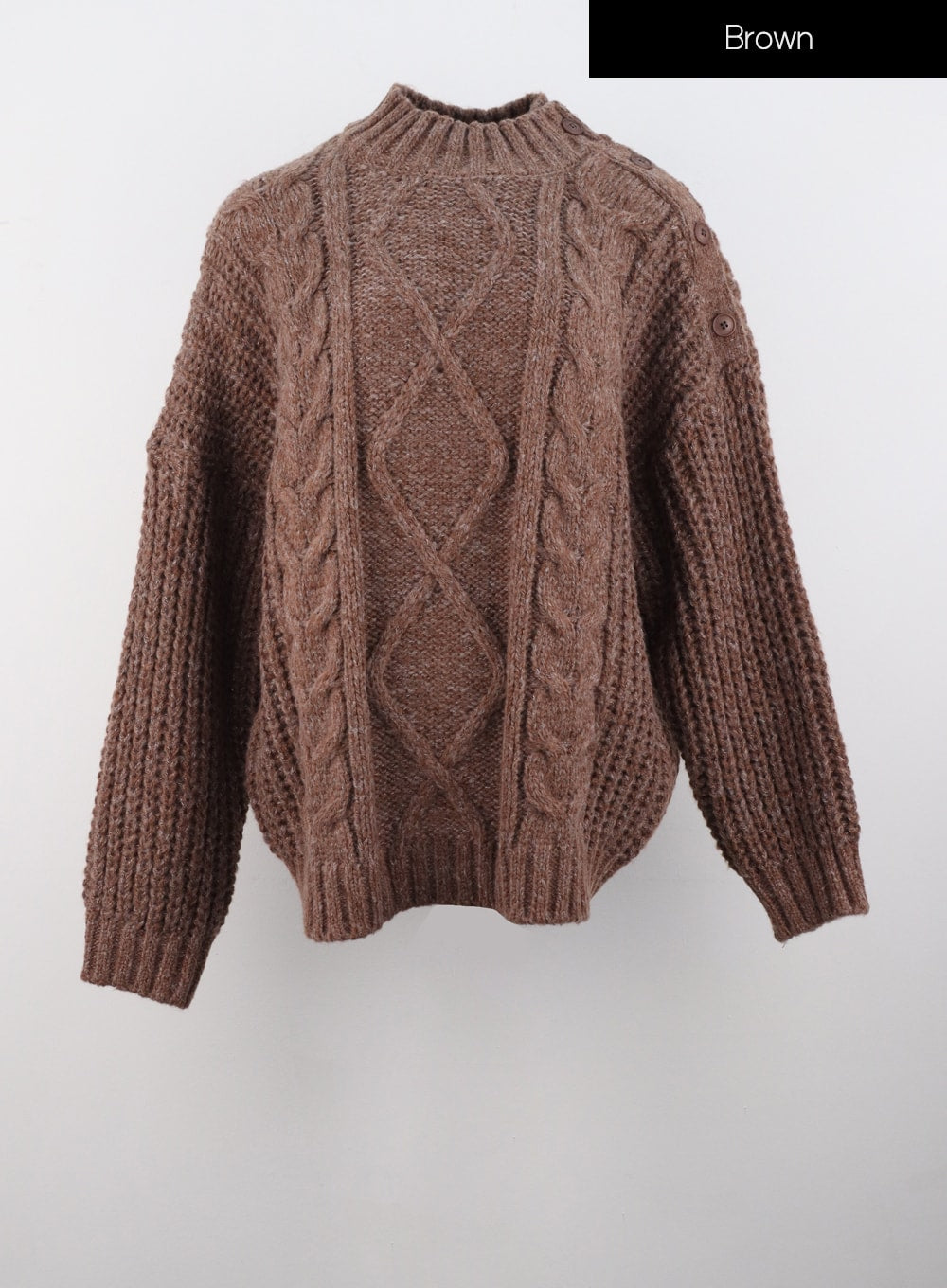 Cable Knit Buttoned Sweater IS301