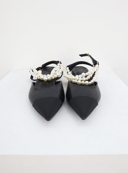 beads-detail-pumps-iy325