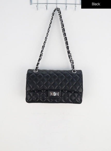 chain-square-shoulder-bag-iy326