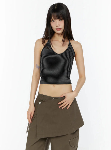 striped-halter-neck-crop-top-iu518 / Black