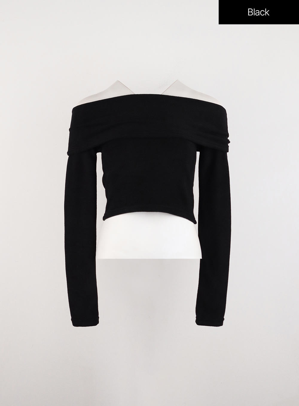solid-off-shoulder-crop-top-id305 / Black