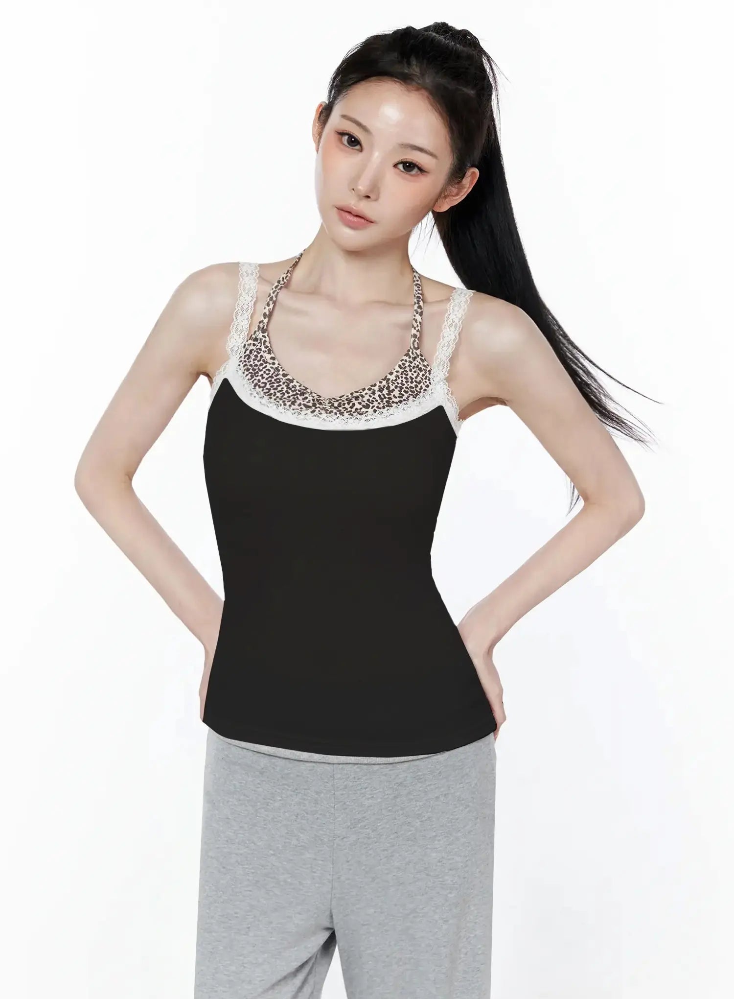 leopard-accent-cami-top-iu512 / Black