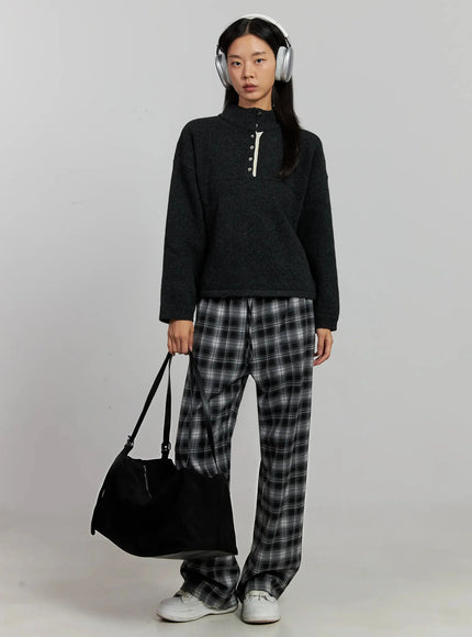 contrast-collar-knit-top-ij505 / Dark gray