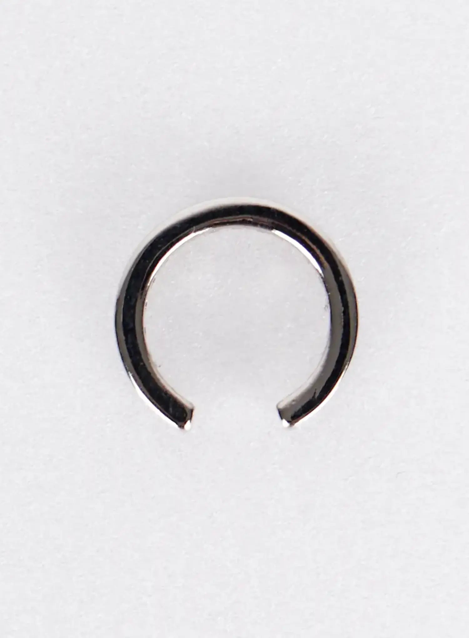 cubic-ear-cuff-iy520