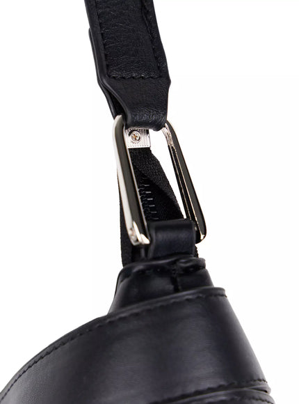 edgy-buckle-shoulder-bag-iy525
