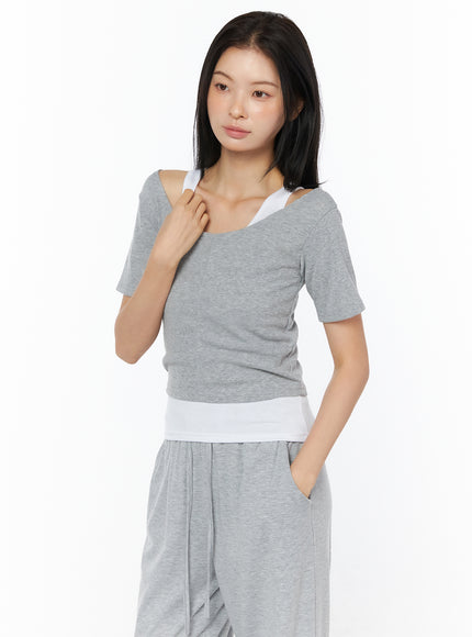 layered-halter-neck-ribbed-tee-iu519