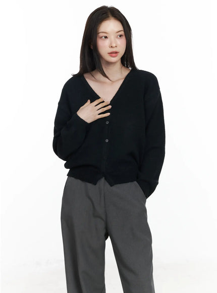 cropped-v-neck-cardigan-if525 / Black