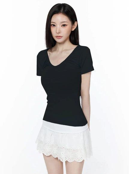 v-neck-ruched-top-iu512 / Black