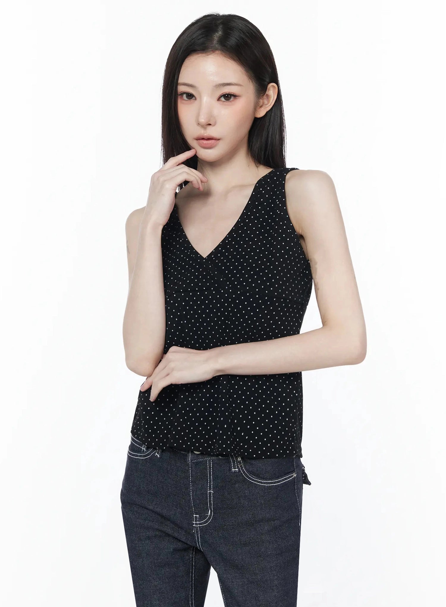 v-neck-polka-dot-top-iu512 / Black