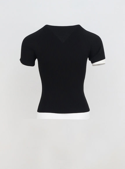 heart-neck-ribbed-tee-iy331