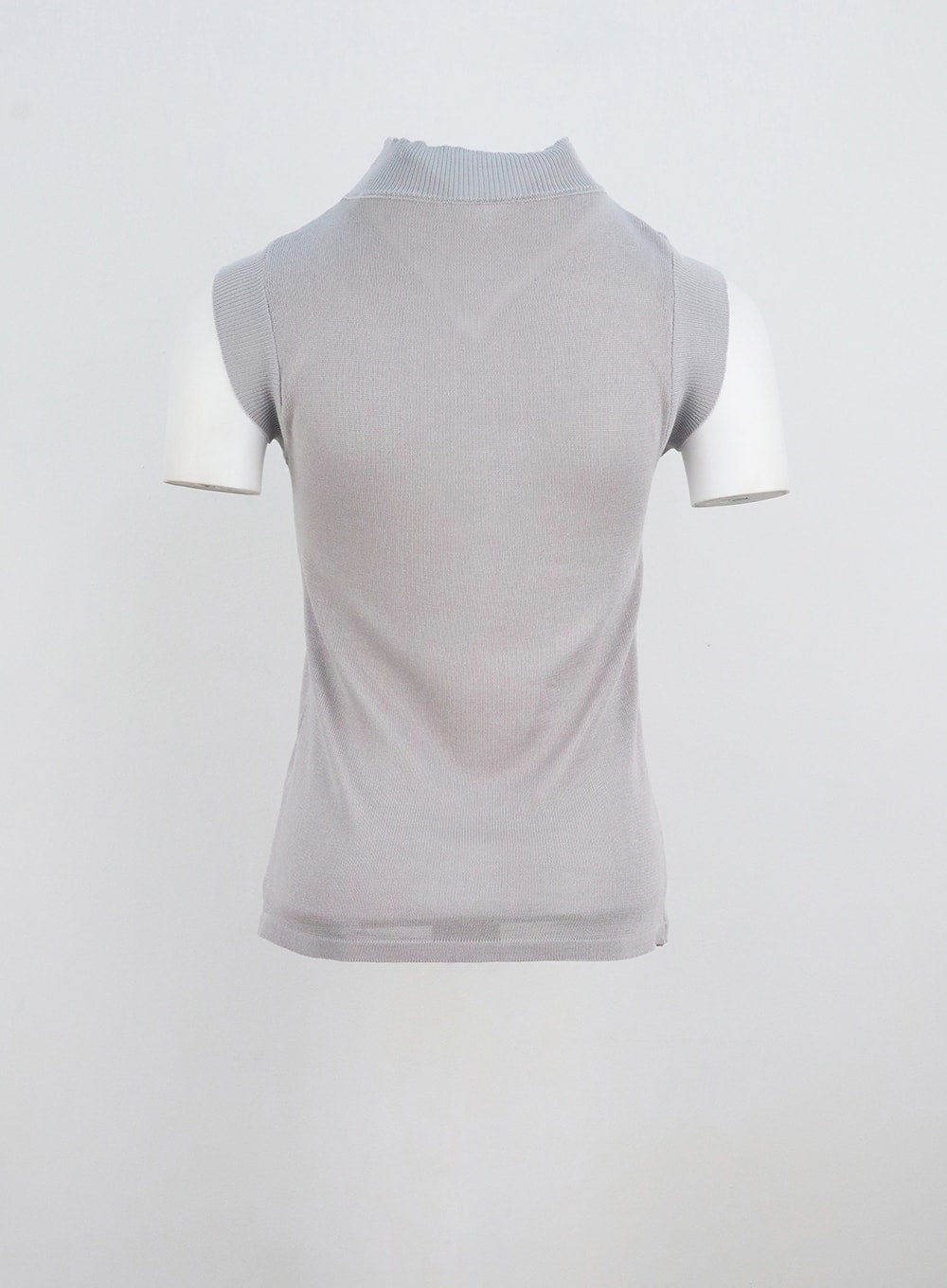 sleeveless-knit-top-il321