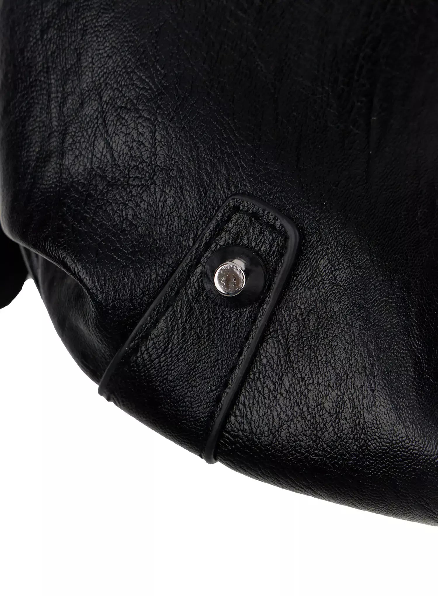 star-detail-strap-shoulder-bag-im506