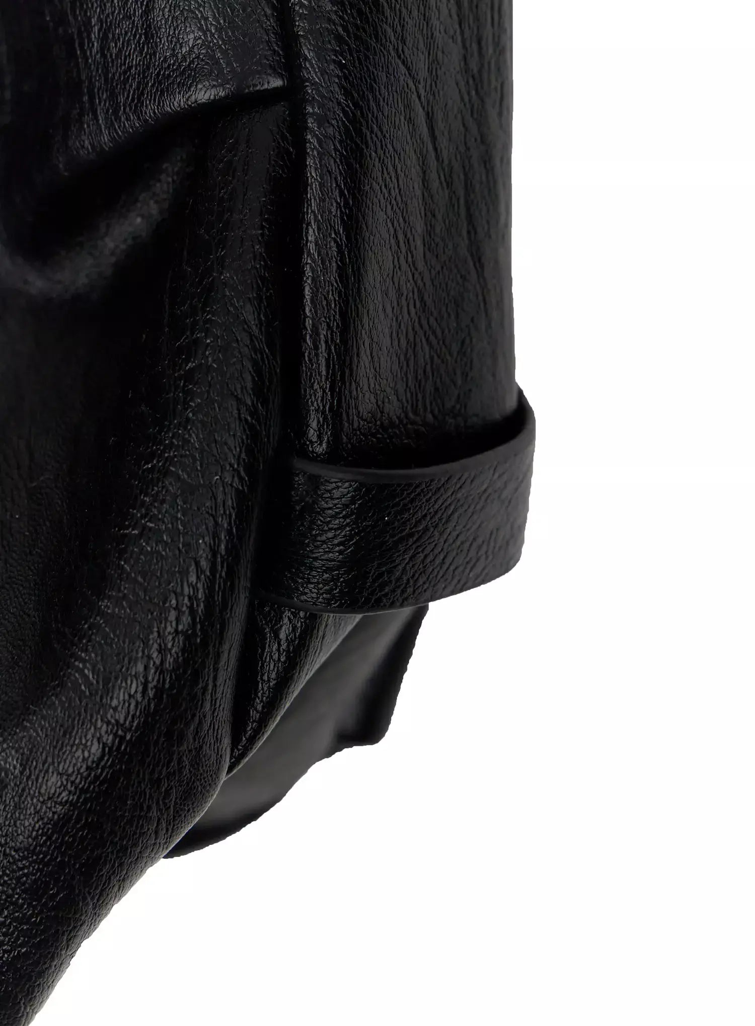 star-detail-strap-shoulder-bag-im506