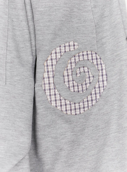 plaid-spiral-detail-sweatpants-ia523