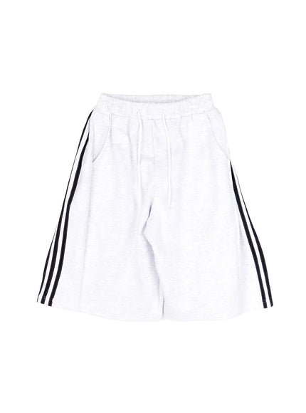 mens-black-stripe-track-shorts-light-gray-ia517