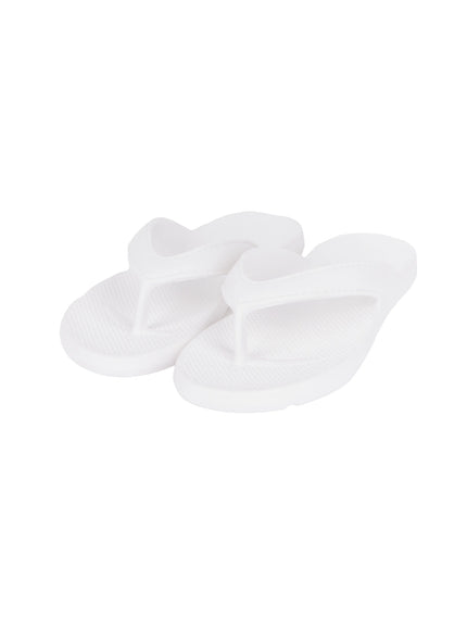 classic-beach-slippers-iy519