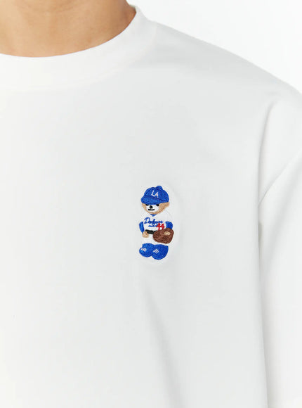 mens-teddy-embroidered-t-shirt-iy508