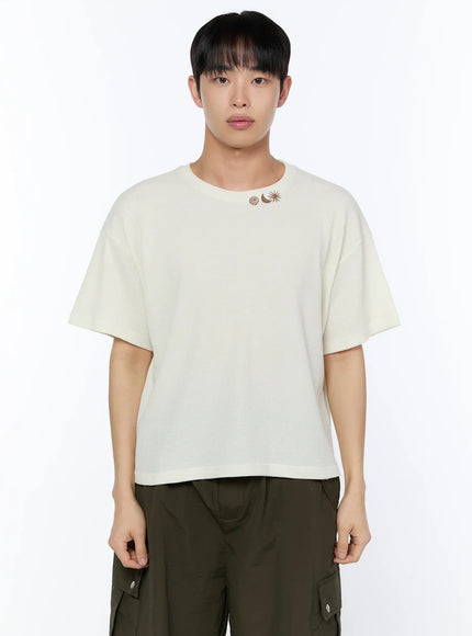 mens-embroidered-waffle-knit-t-shirt-ia520 / Light beige