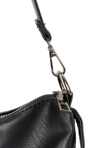 unisex-leather-utility-bag-iu515