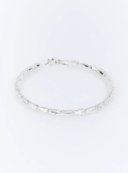 dorian-earring-iu503