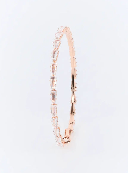 dorian-earring-iu503