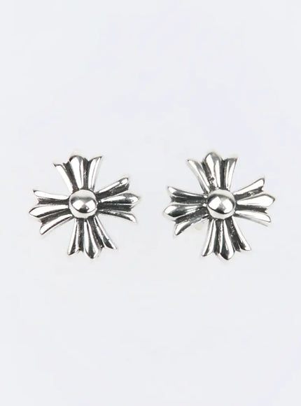octavian-earring-iu503