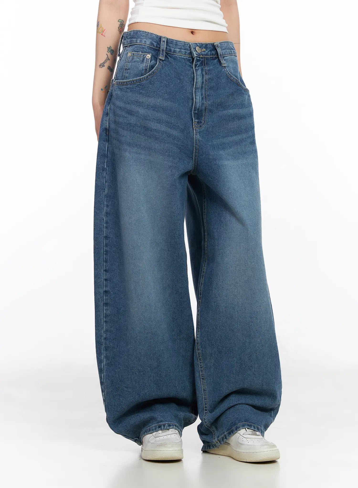 jieu-vintage-washed-wide-leg-jeans-cm516