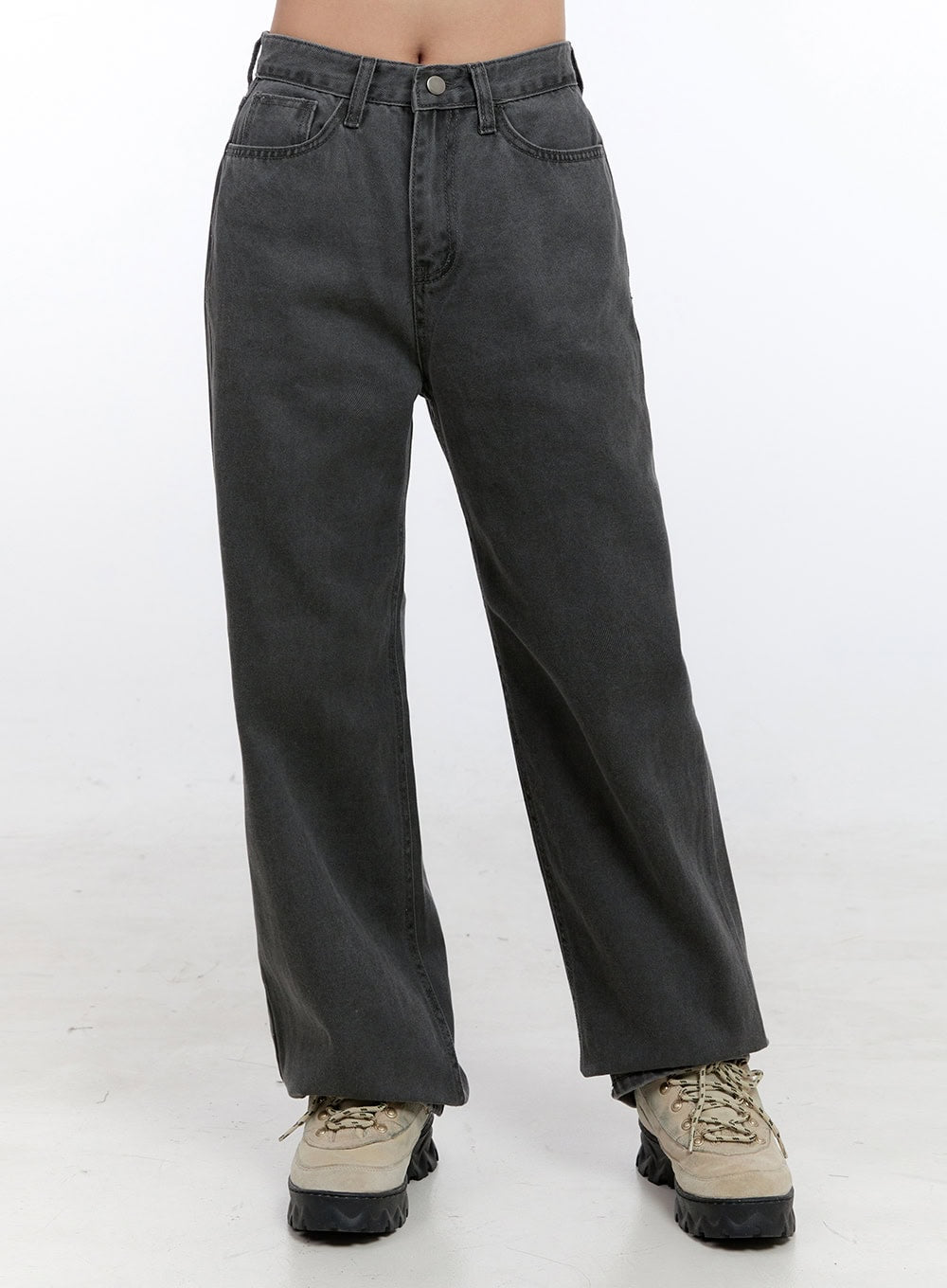 Chloe Wide-Leg Comfy Jeans ON418 in gray, front close-up on model, washed cotton wide-leg highlighting mid-rise waistband, button closure, and front pockets, with chunky sneakers.