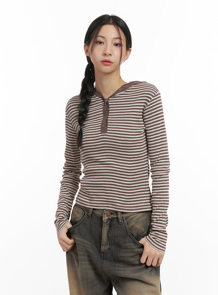 stripe-hooded-crop-top-cn428