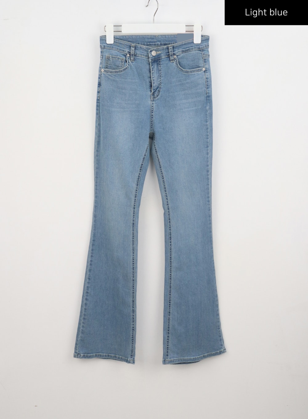 light-wash-bootcut-jeans-cy330