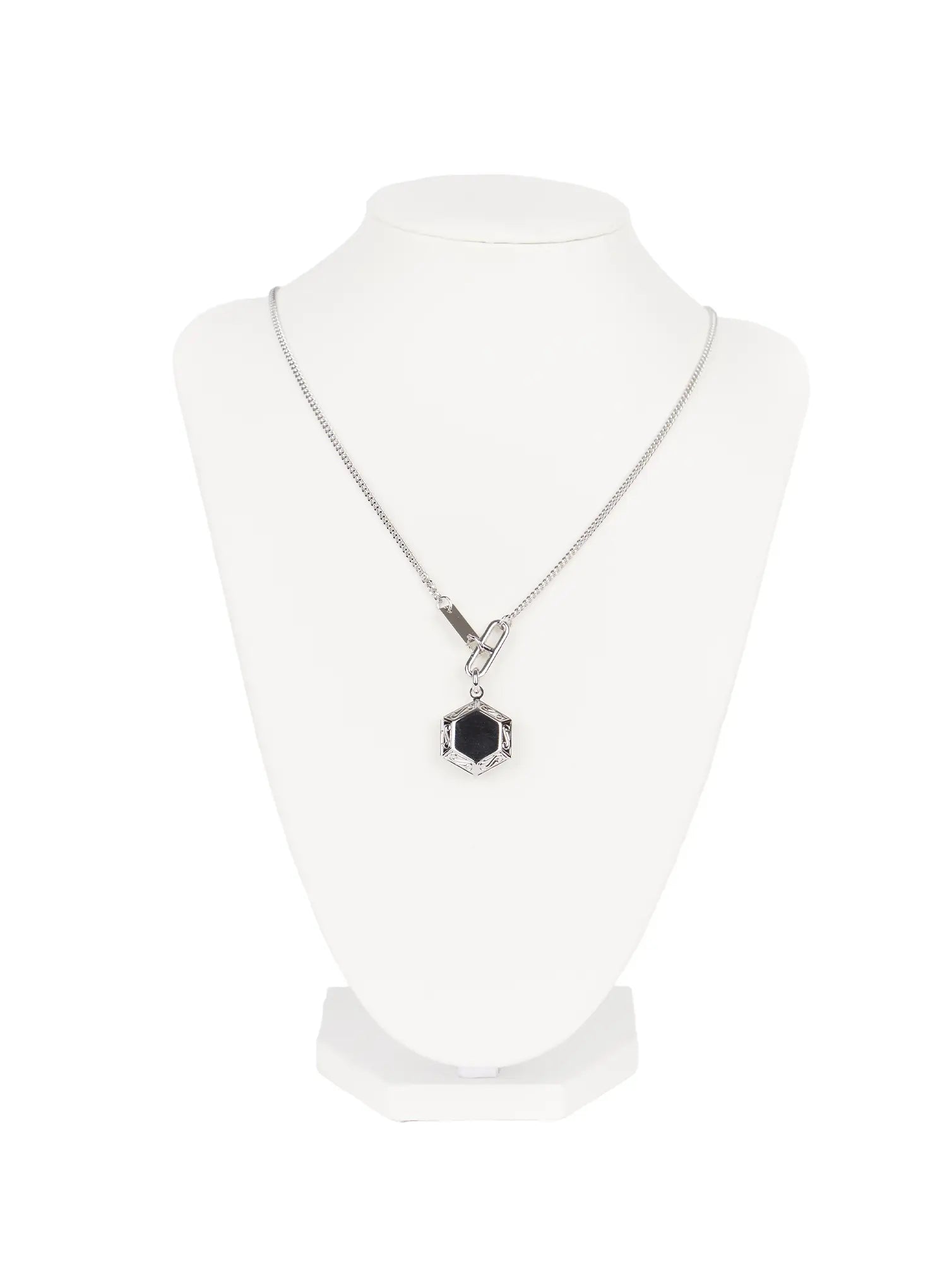 hexagon-pendant-necklace-cd530