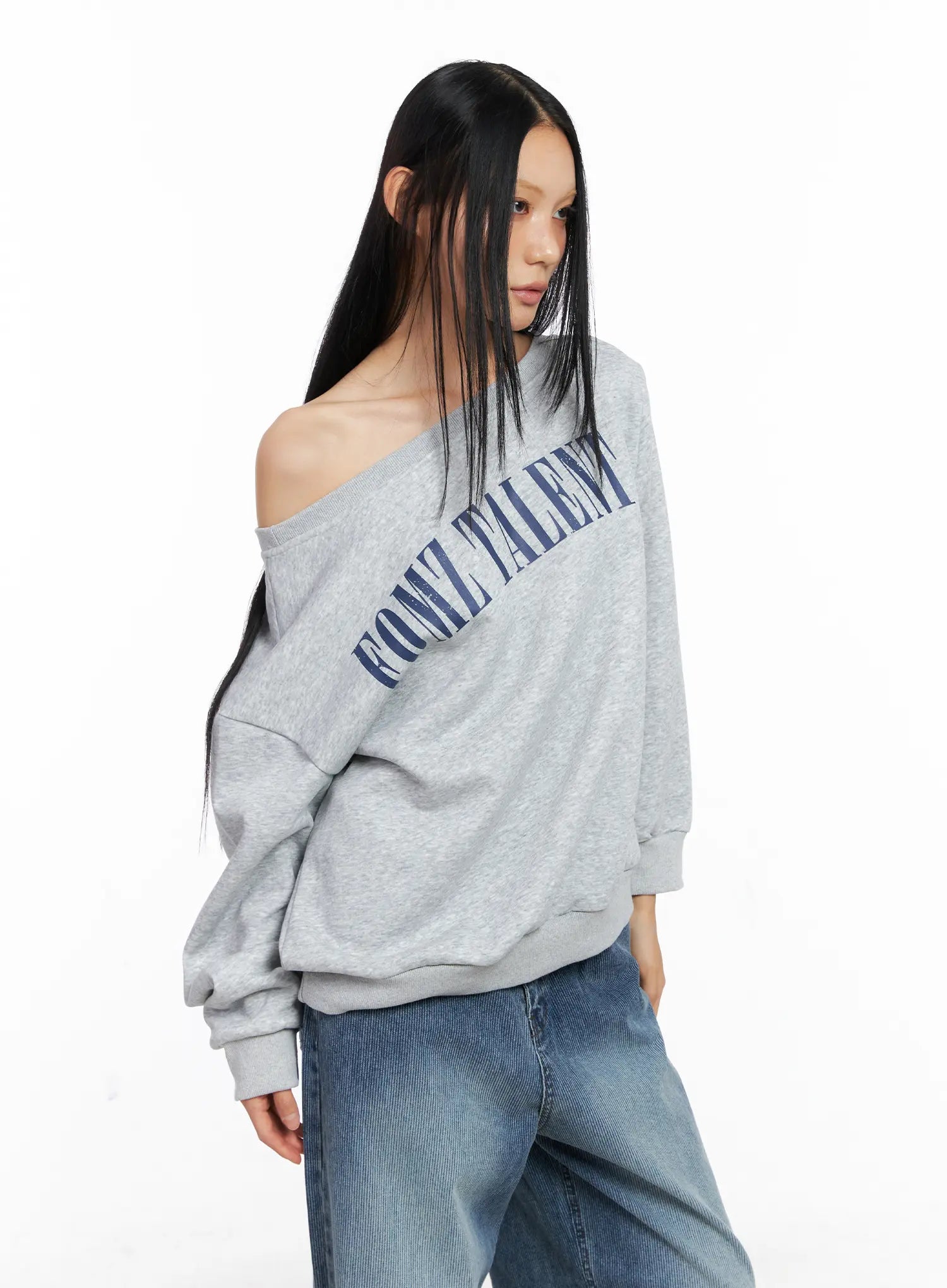 one-shoulder-graphic-lettering-sweatshirt-cs509