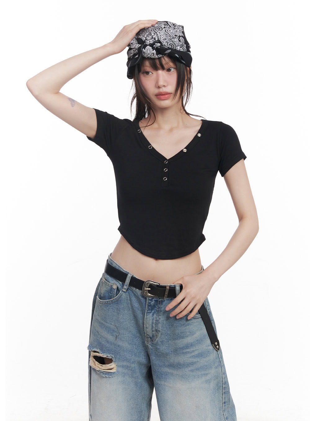 slim-fit-v-neck-buttoned-top-cy520