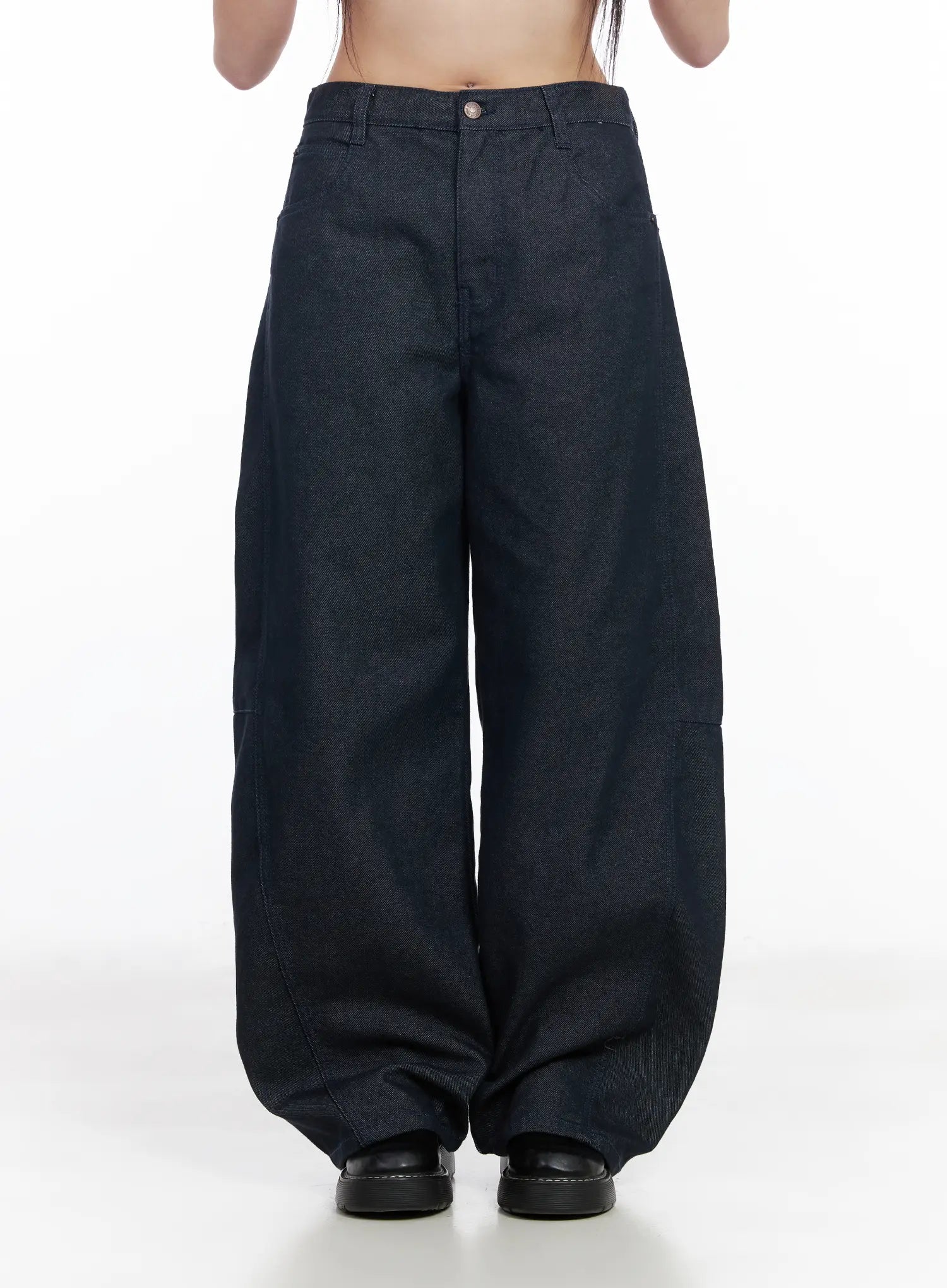 kate-wide-leg-embroidered-jeans-cm513