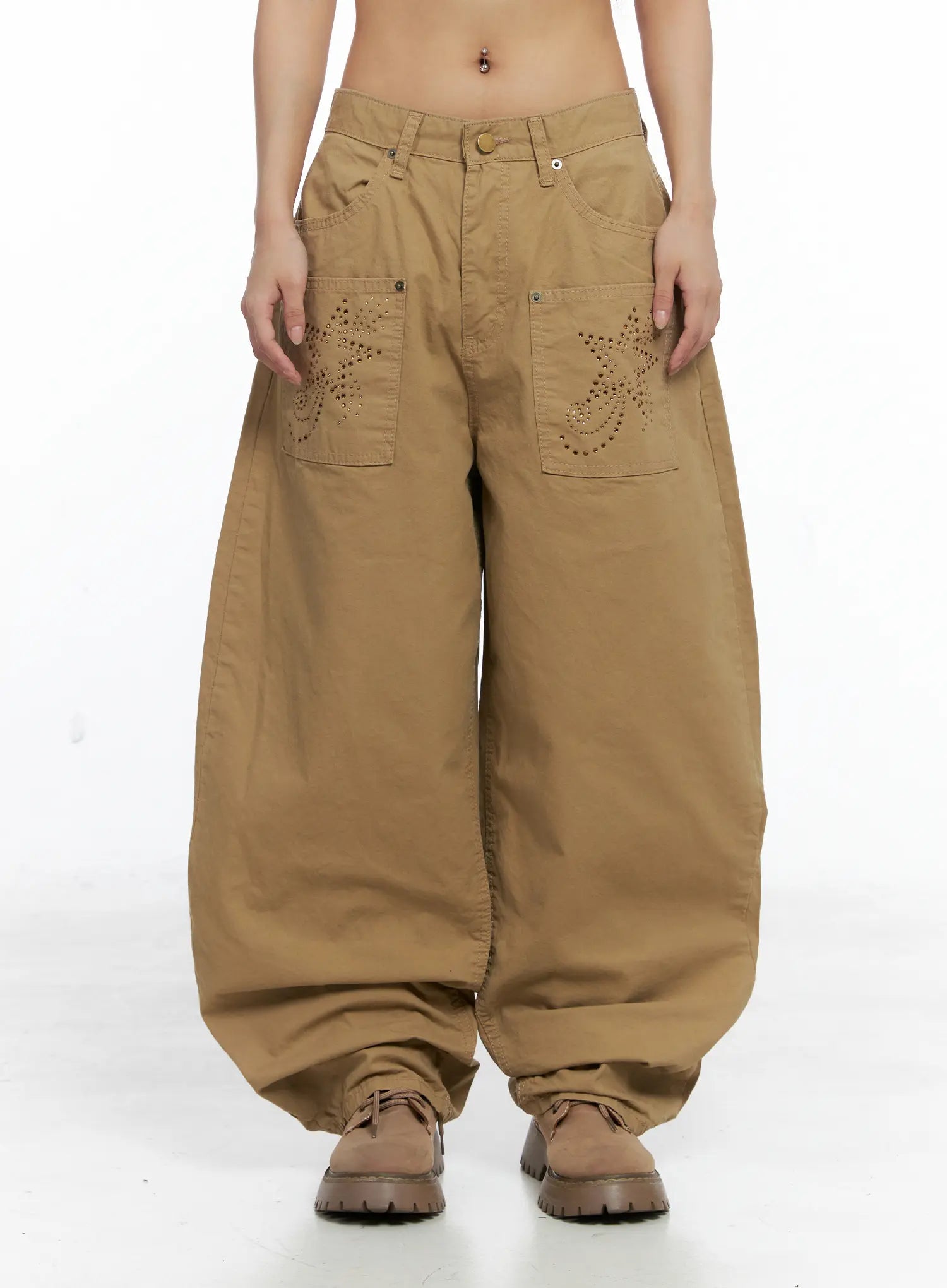 star-embellished-wide-leg-pants-cs504