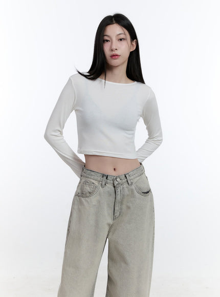 essential-slim-fit-long-sleeve-crop-top-cj520