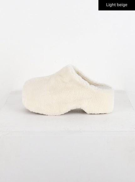 faux-fur-clogs-cd318