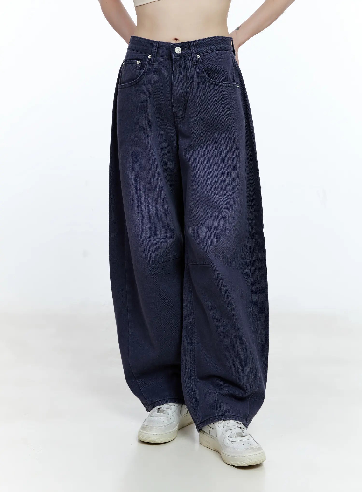 jaeyoung-washed-wide-leg-jeans-cg507