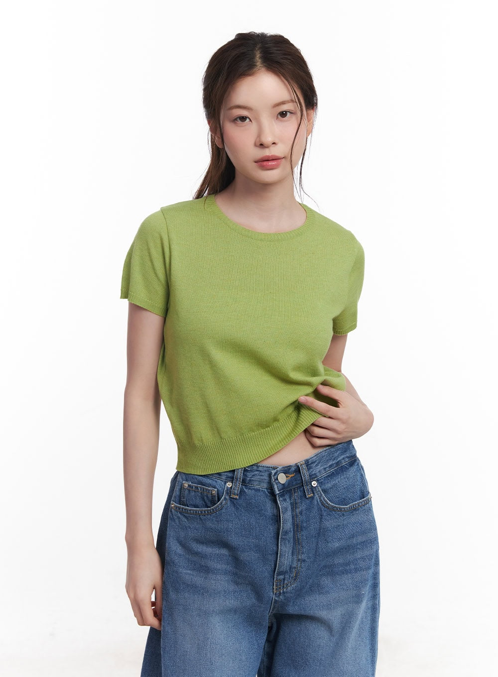 slim-fit-short-sleeve-sweater-cy519