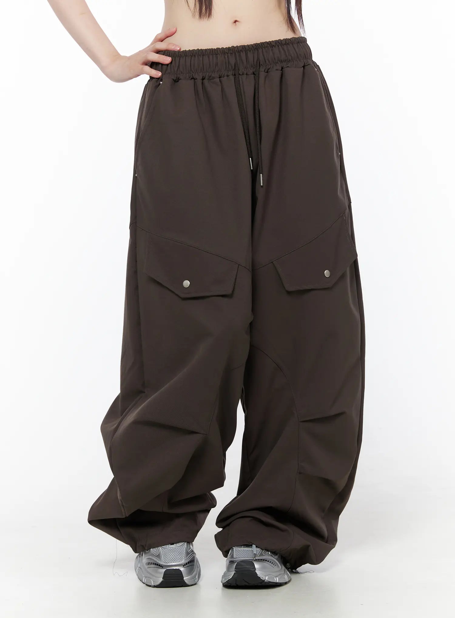 wide-leg-pintuck-cargo-pants-cu519