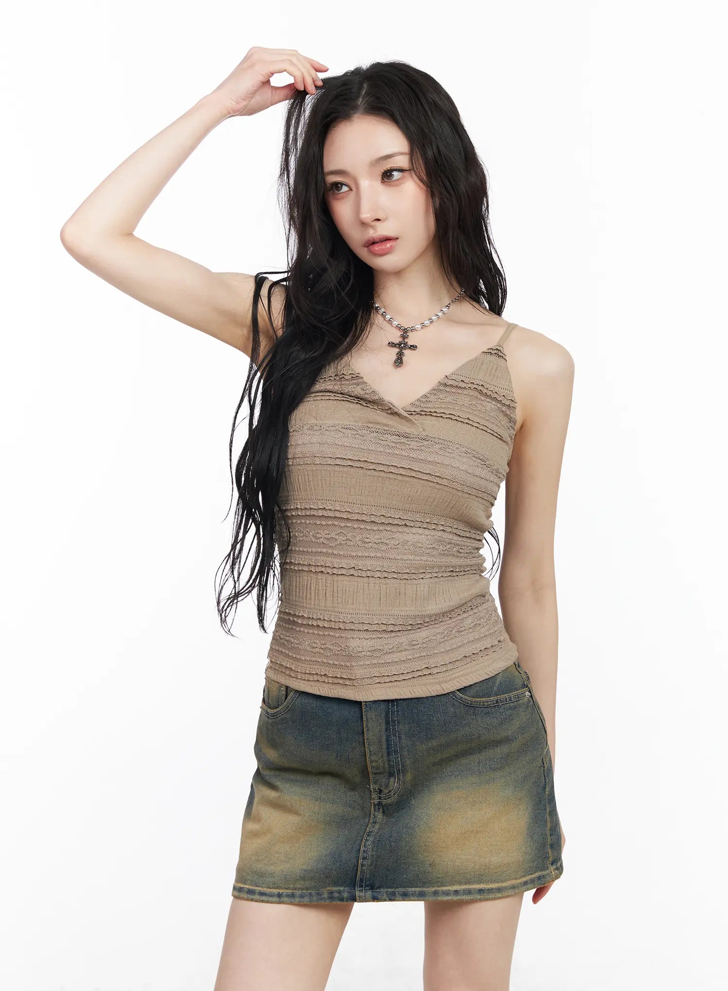 lace-v-neck-crop-tank-cm518