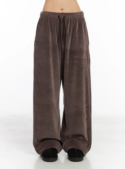 wide-leg-velvet-track-pants-cd508
