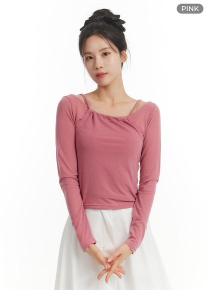 shirred-neck-long-sleeve-top-om405