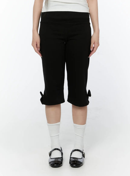 ribbed-hem-capri-pants-with-bow-detail-cy518