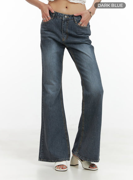 low-rise-loose-fit-bootcut-jeans-cl405