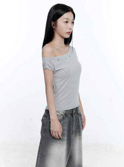 asymmetric-studded-top-cg511