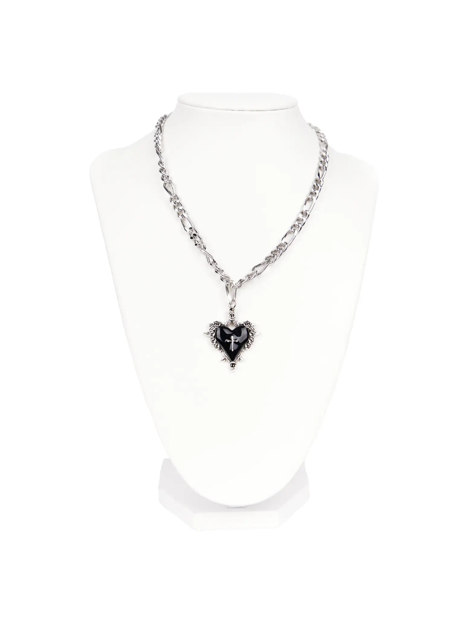 gothic-black-heart-pendant-necklace-ca527