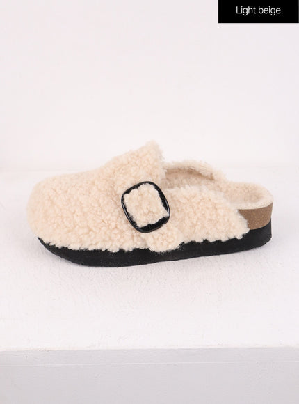 faux-shearling-buckle-clogs-cj424