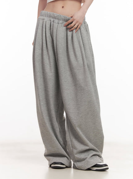 cozy-pintuck-wide-leg-sweatpants-cm517