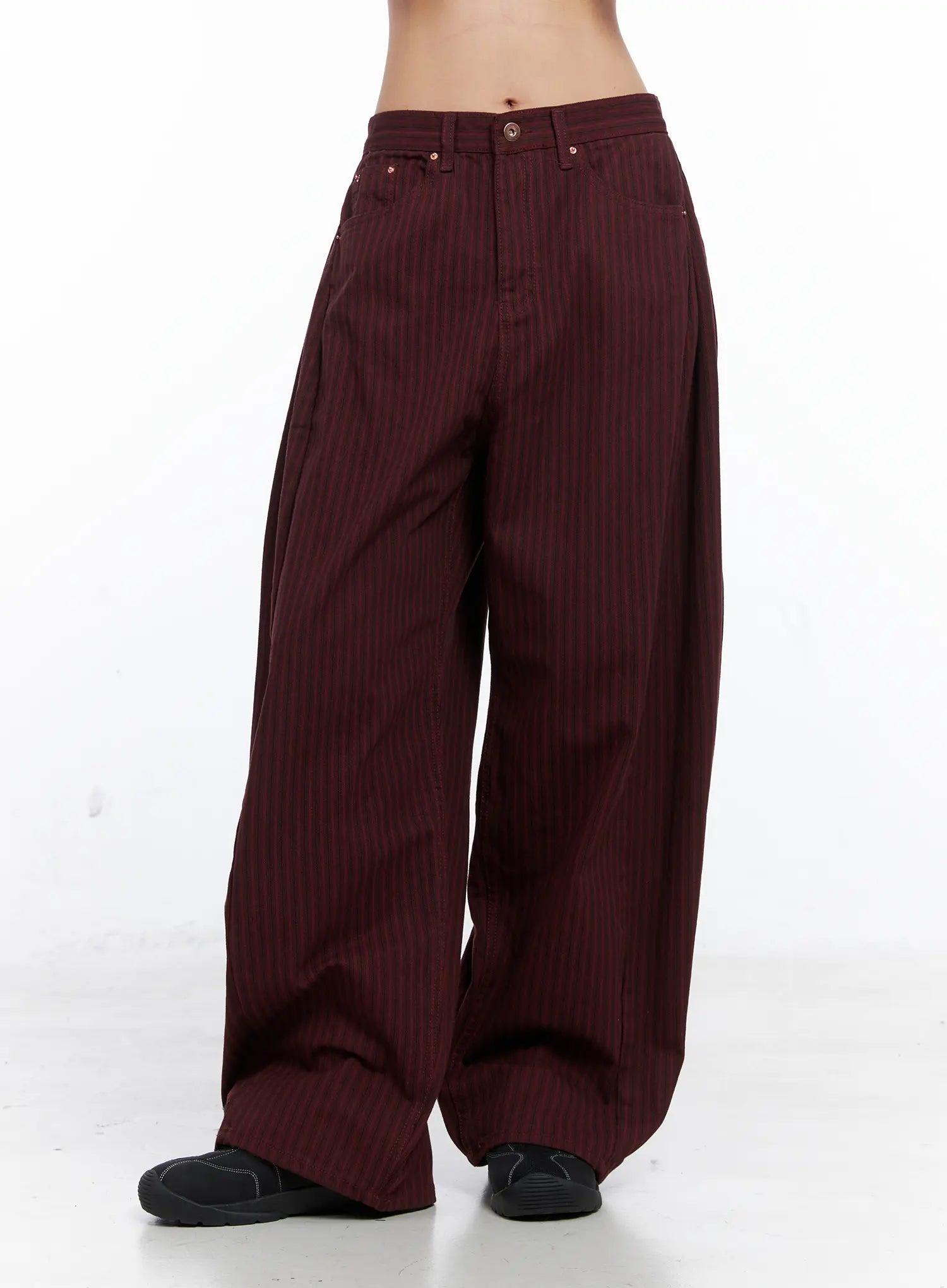 striped-side-pintuck-wide-pants-co507